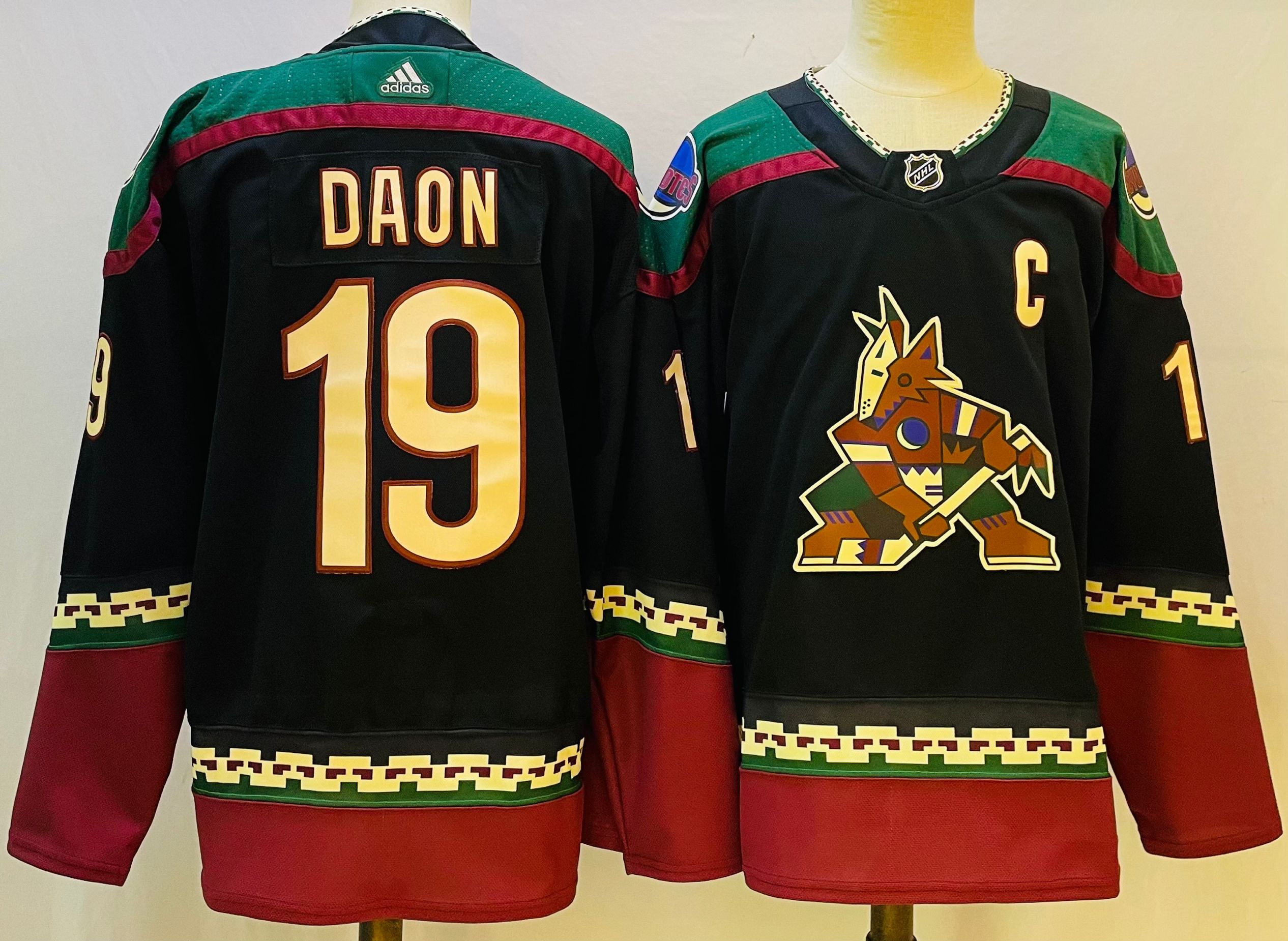customized nhl jerseys canada